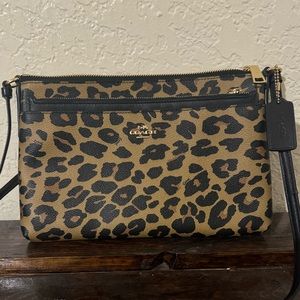 Coach crossbody purse